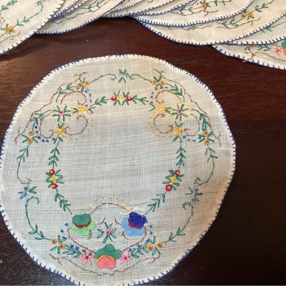 Hand-Embroidered Linen Cocktail Rounds - Picture 5 of 7